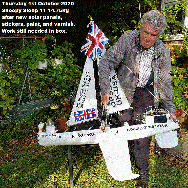 Snoopy Sloop 11 weighs 14.75 kg