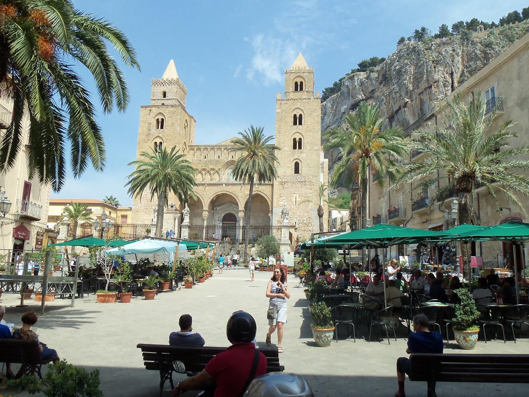 Piazza Duomo and the cathedral